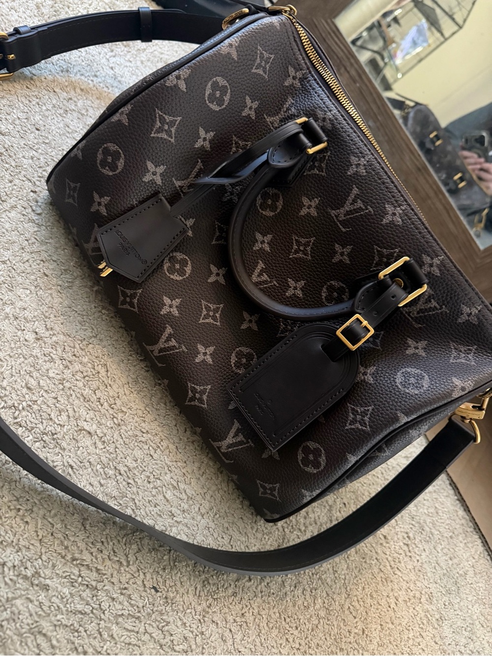 Coffee bean brown leather bag with crossbody strap